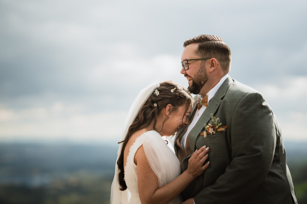 Brautpaarshooting Saarland - natuerliches Paarfoto