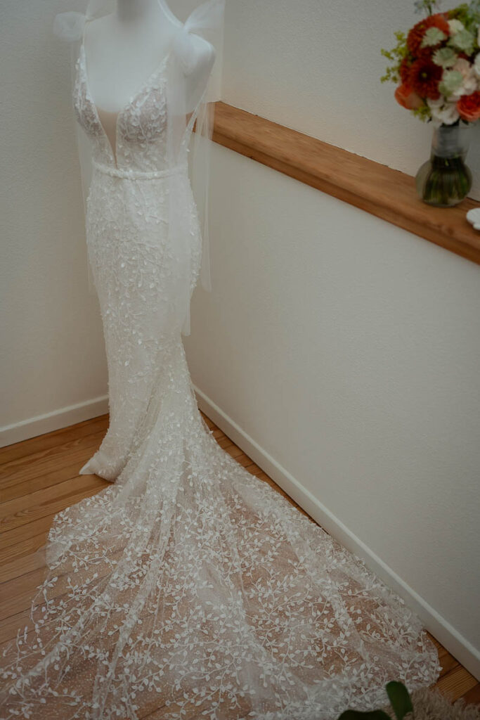 Brautkleid auf Schneiderpuppe